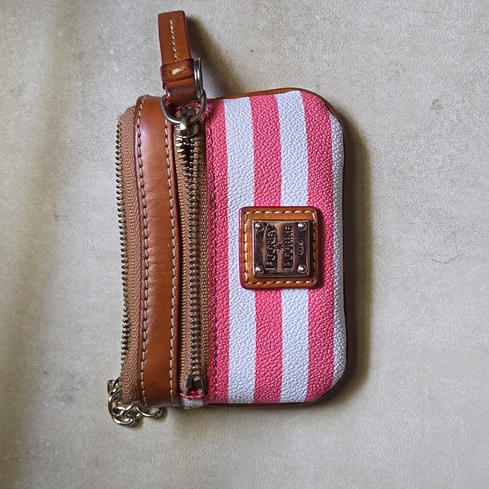 Wristlet